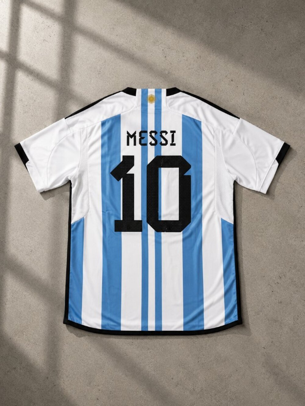2022 Adidas Lionel Messi Argentina World Cup Home Kit Jersey Medium